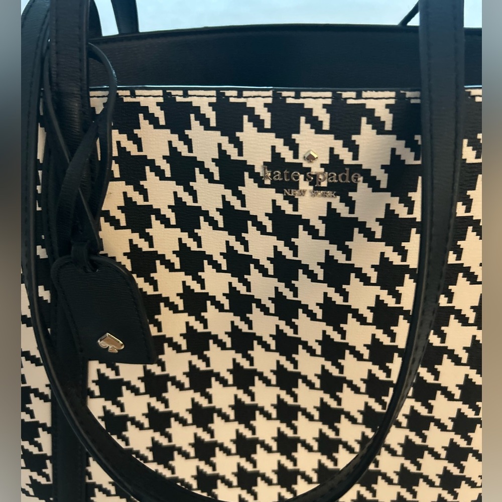 Houndstooth Kate Spade tote - Picture 3 of 3